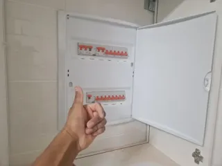 Averias URGENTES. Electricista Vallecas