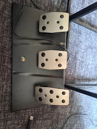 Volante Thrustmaster Suzuka Elite 3