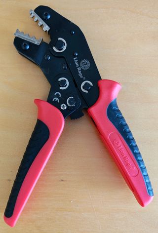 Crimpadora totalmente equipada