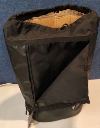 Mochila deportiva Everlast HoldBall Negra