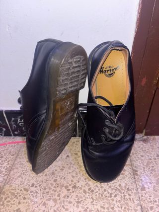 Zapatos Dr. Martens Negros