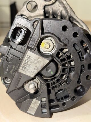 Alternador para 1.9TDI. BOSCH 038903023L