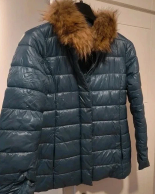Cazadora acolchada azul talla XS nueva