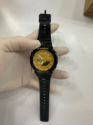 Reloj Casio G-Shock Dorado y Negro