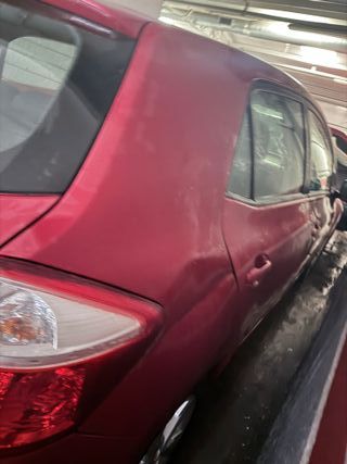 Toyota Auris 2011