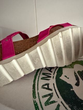 Sandalias Panama Jack rosas y beige