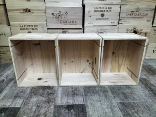 Confezione da 3 scatole in legno per scaffali