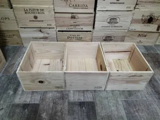 Confezione da 3 scatole in legno per scaffali