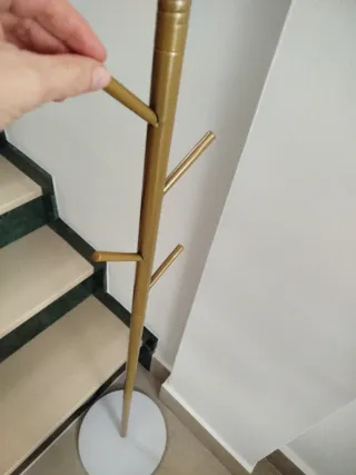 Perchero dorado metal