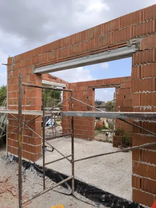 Alicatados de suelos y paredes,baños cocinas etc..