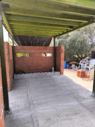 Alicatados de suelos y paredes,baños cocinas etc..