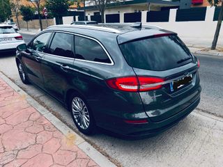 FORD Mondeo Sportbreak 2.0 TDCi Titanium Aut.