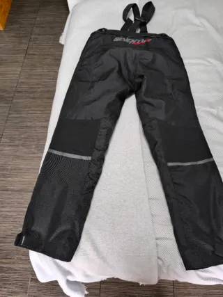 Chaqueta y pantalón moto touring hombre