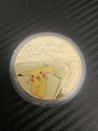 Monedas Pokémon Bañadas en Oro