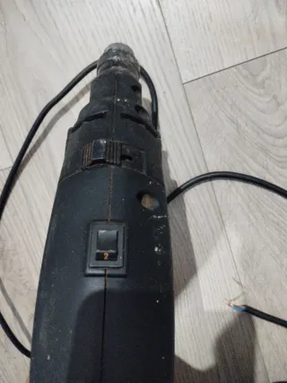 Taladro percutor Black & Decker