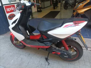 Yamaha Aerox 49/50cc Scooter
