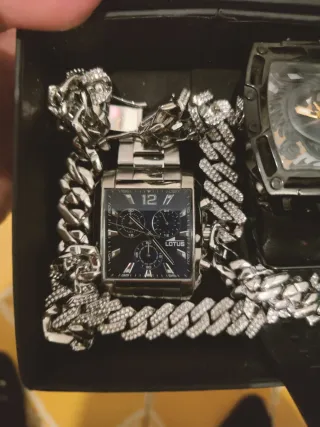 Relojes Guess y Lotus con la compra Cadena gratis