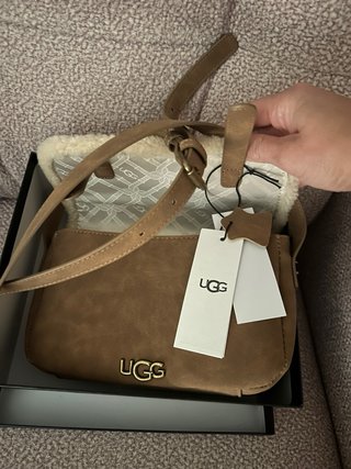 Bolso UGG Marrón Piel Sintética y Borrego