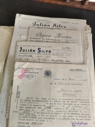 Lote papeles facturas antiguas