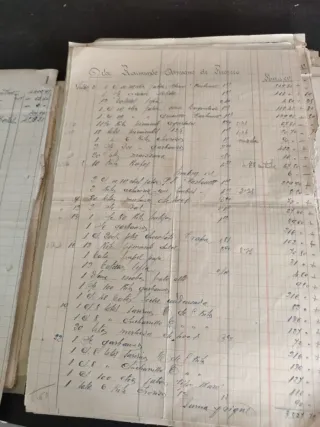 Lote papeles facturas antiguas