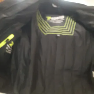 Cazadora hombre M negra y amarilla