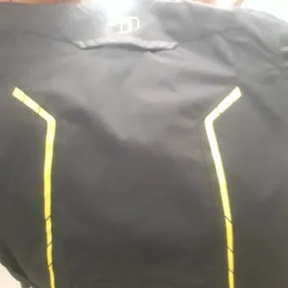 Cazadora hombre M negra y amarilla