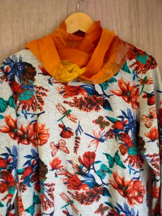 Jersey estampado floral con bufanda T. L-XL