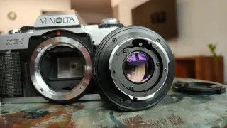 Minolta XG-1(n) + Objetivo 50mm F2