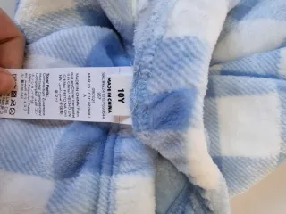 Pijama infantil azul y blanco de pelito