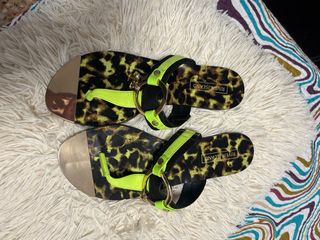 Sandalias mujer negras y verdes