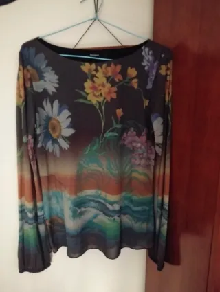 Camisa mujer desigual