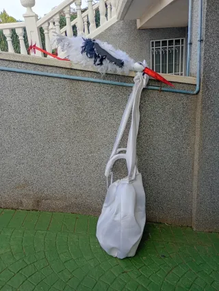 Disfraces de Cigüeña con Bebé.