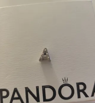Charm Pandora Letra A