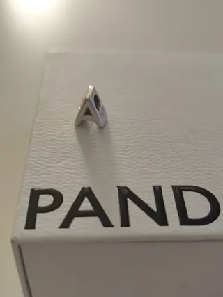 Charm Pandora Letra A
