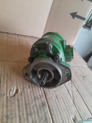 Bomba Hidráulica John Deere Verde ref, AH227021