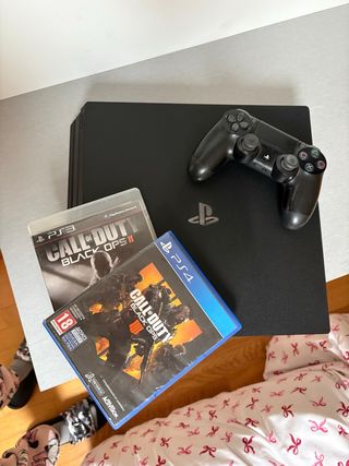 PS4 (PlayStation 4) + 2 Juegos + Mando