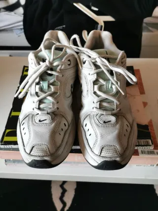 Nike M2K Tekno blancas