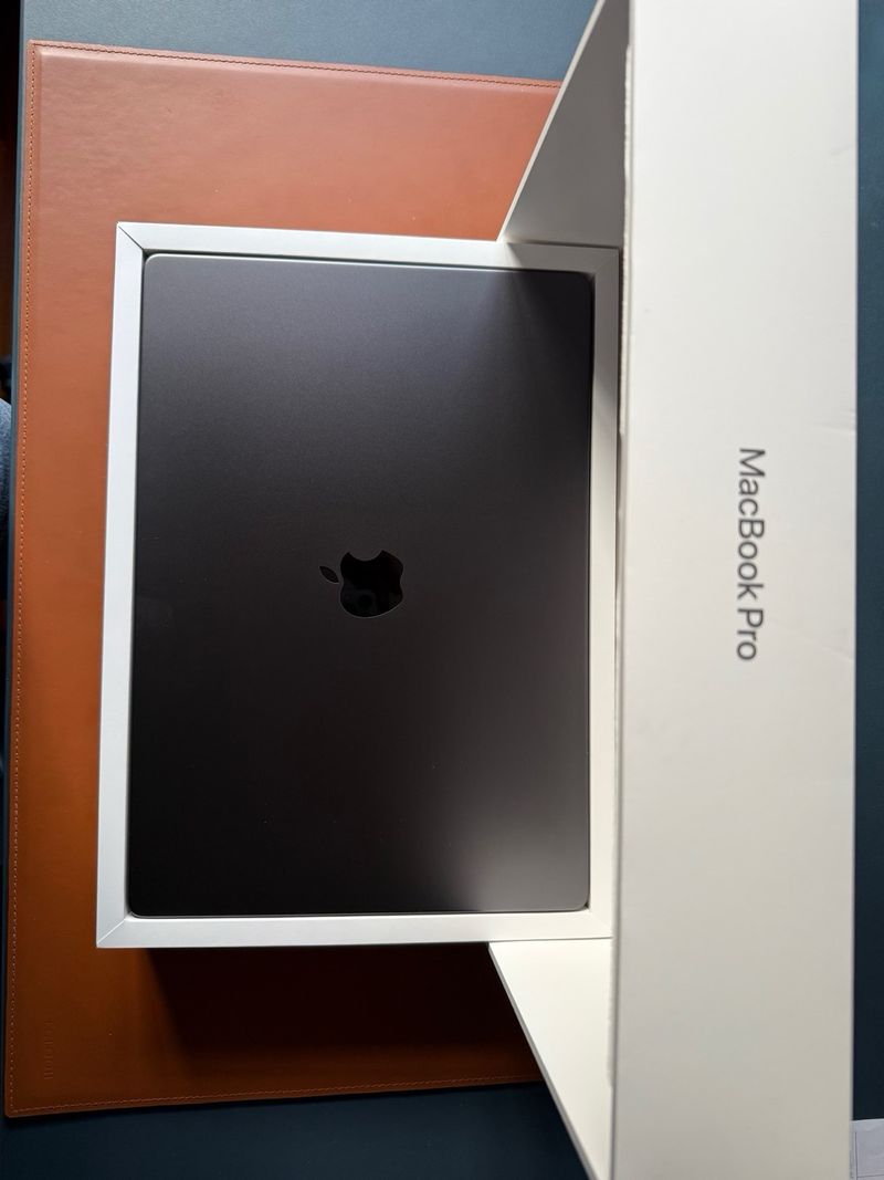 MacBook Pro 16 Negro - 36 GB - 1TB SSD afbeelding 4