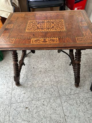 Mesa antigua estilo mallorquín