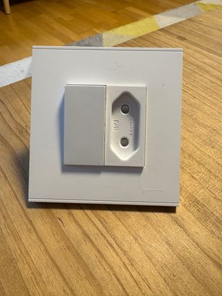 Interruptor y Enchufe Schneider