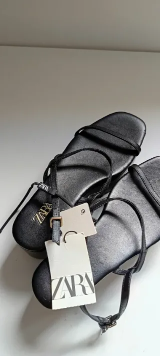 Sandalias Zara plataforma negras Talla 36