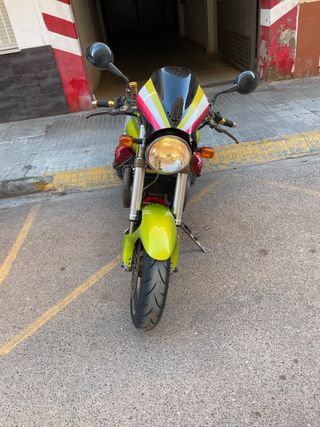 Moto Guzzi V11 Clásica Naked Verde