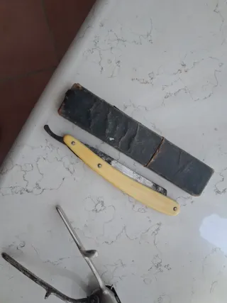 Tagliacapelli Barbiere Anni '40