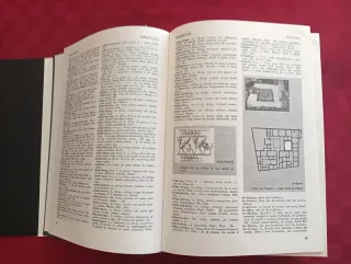 Dizionario illustrato greco-italiano (Greek Edi...