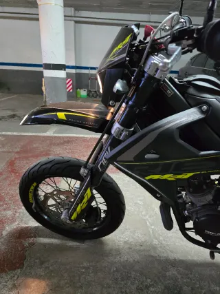 Rieju MRT 50 SM Trophy con 5890km