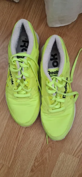 Deportivas Reebok Amarillas