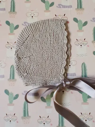 capota, patucos y cuello hecho a mano recién naci