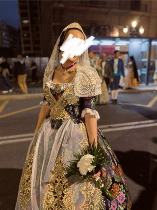 Vestido de Fallera T38-40 Morado y Dorado