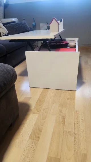 Mesa de centro elevable blanca