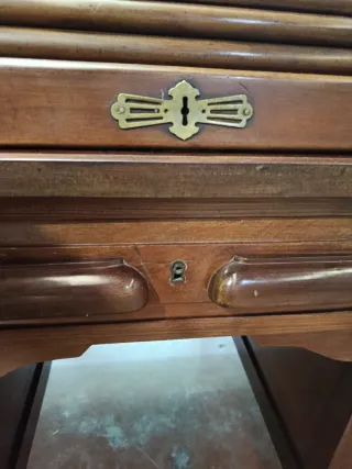 ANTIGUO ESCRITORIO BURO DE ROBLE